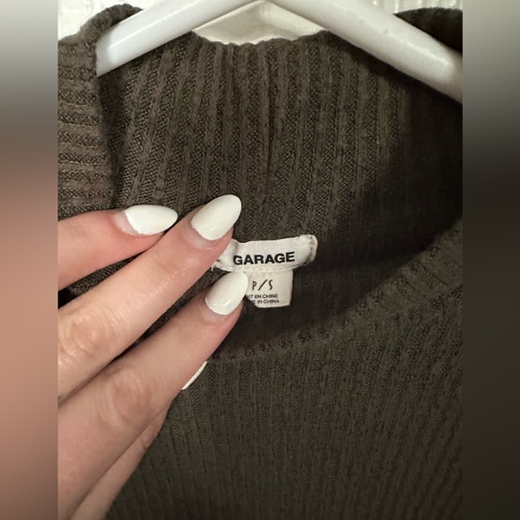 Garage Ribbed Mock Neck - Picture 3 of 3